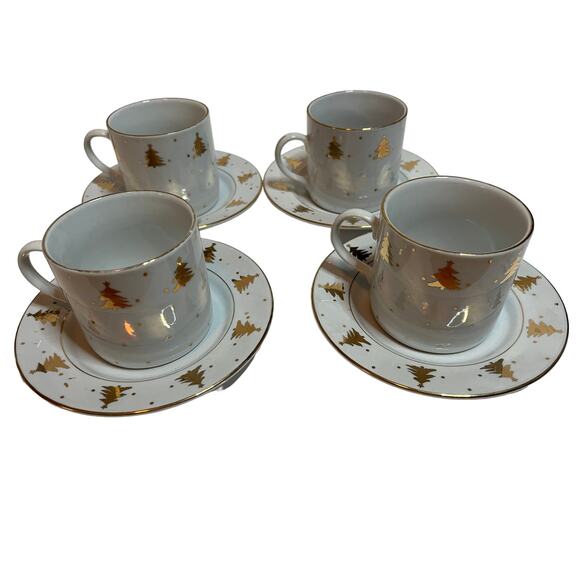 Set of 4 Tienshan Golden Pines Cups and Saucers Perfect Condition Gold Christmas - Picture 1 of 4